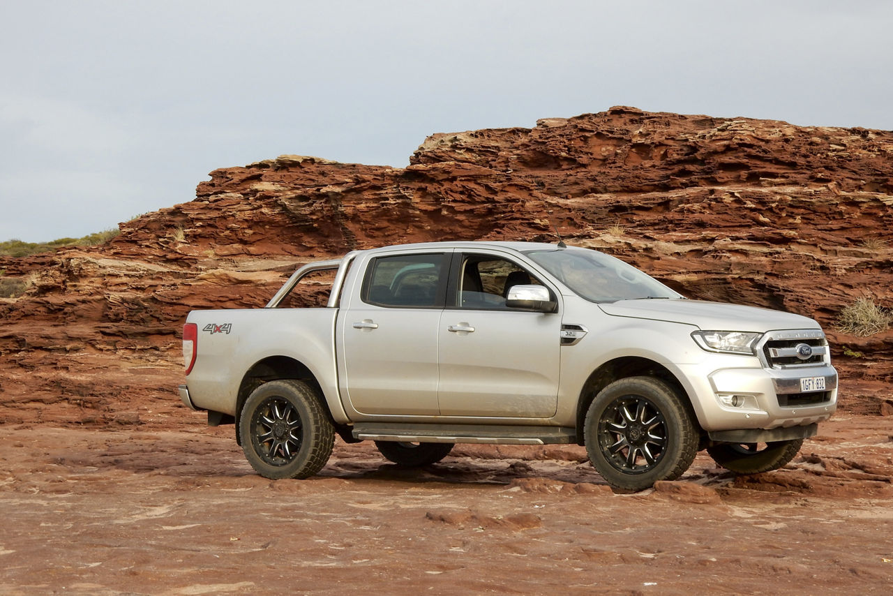 2019 Ford Ranger Black Rhino Sierra Black Black Rhino